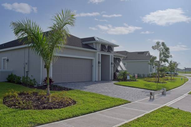 Best Driveway Pavers Near Me  in Edgerton, KS